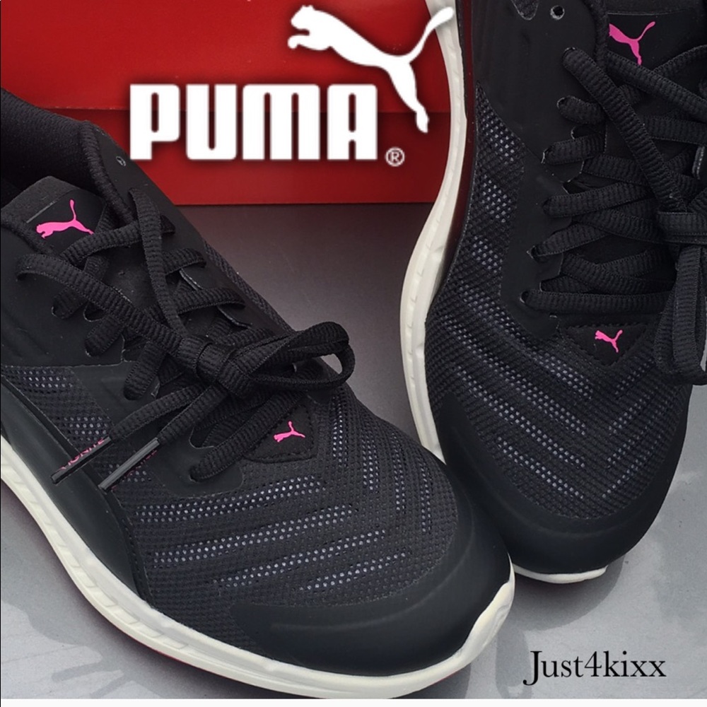 New Women’s Puma Sneaker